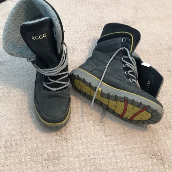 ecco snow boots